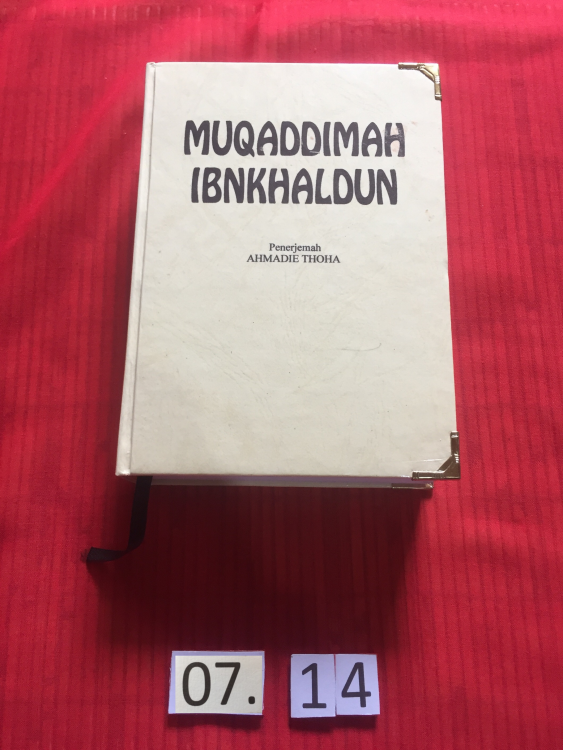 Buku berjudul “Muqadimah Ibnu Khaldun”