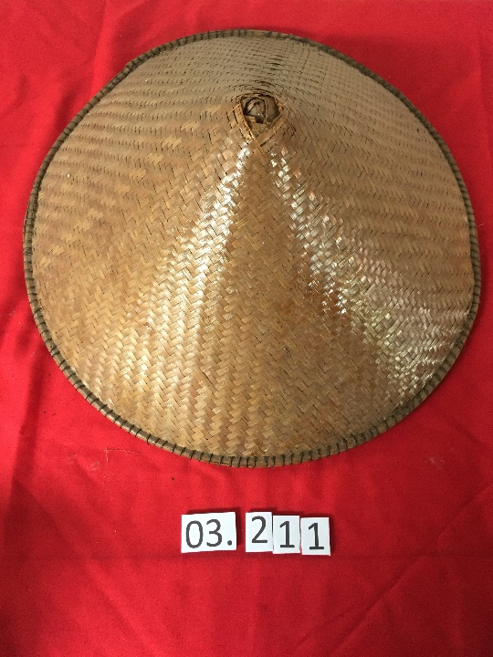 Caping/Tutup Kepala Petani di sawah.