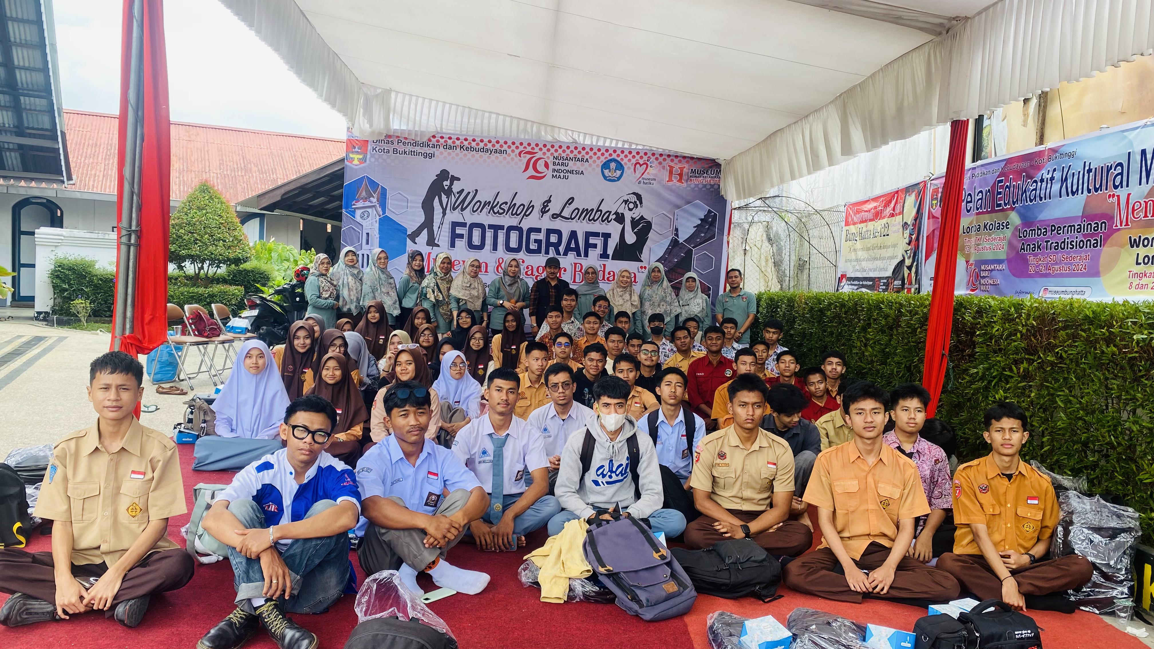 Workshop dan Lomba Fotografi