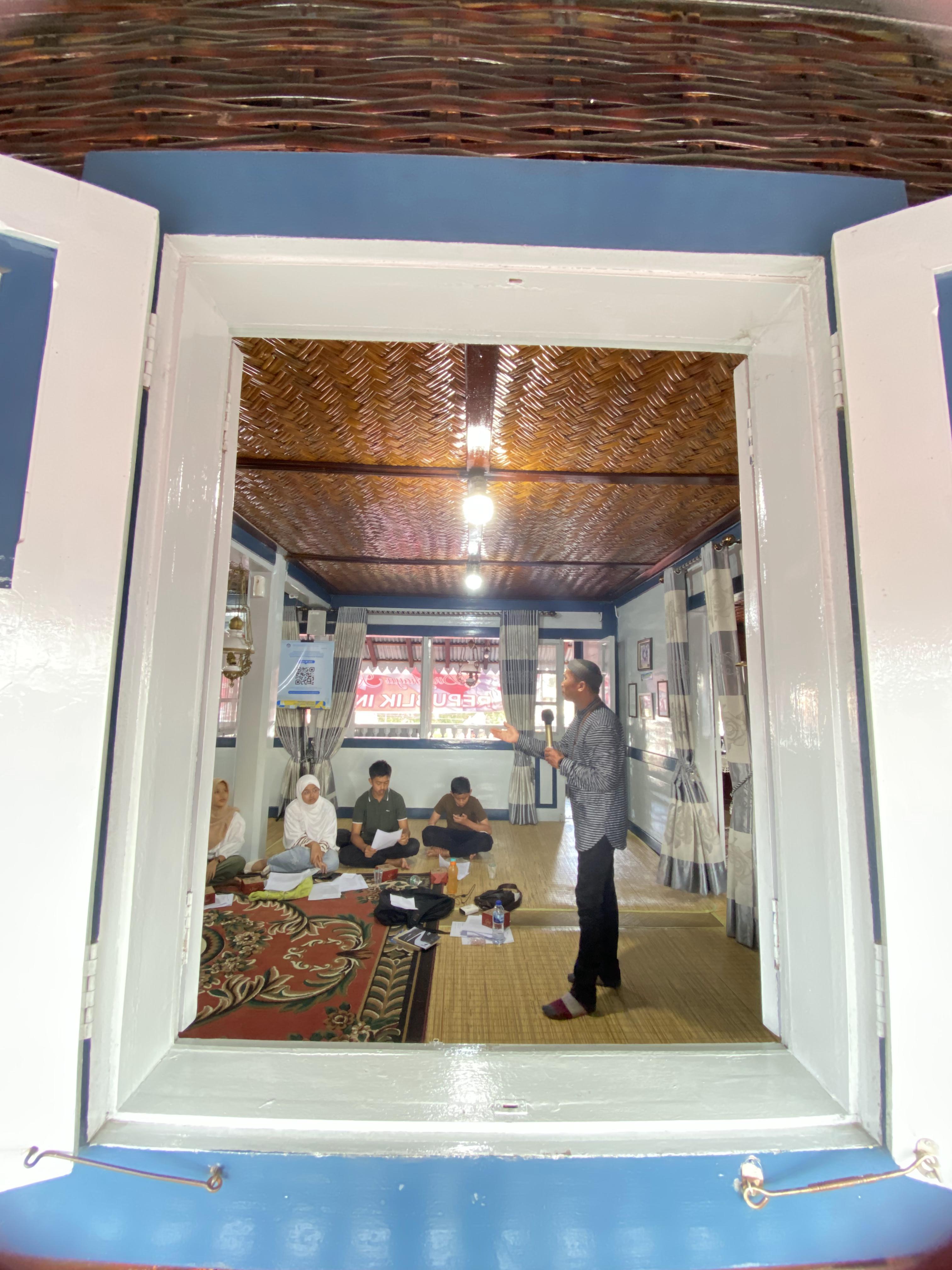 Coaching Lomba Cipta dan Baca Puisi