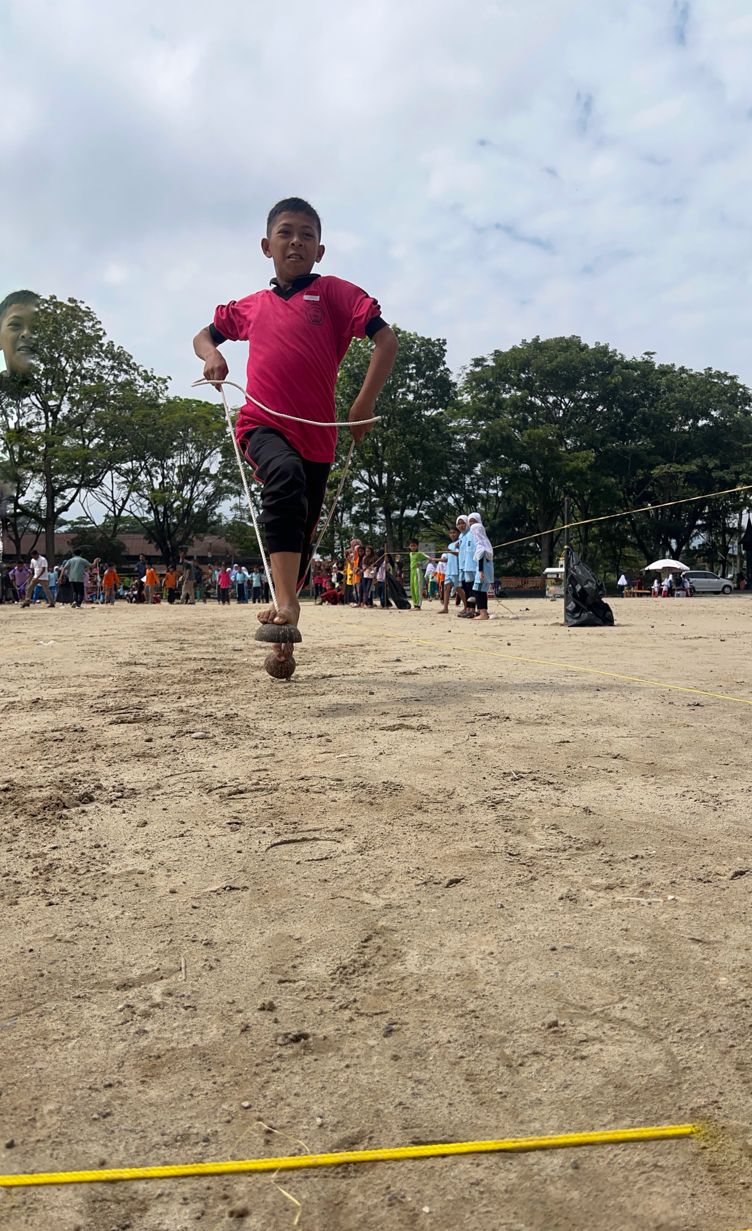 Lomba Permainan Anak Tradisional “Tarompa Sayak”