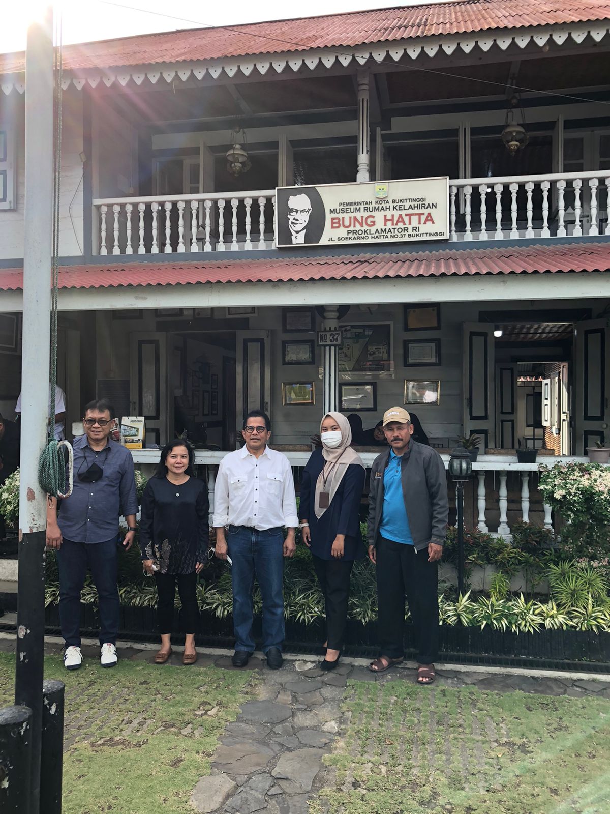 Bapak Ir. Indra Iskandar, M.Si