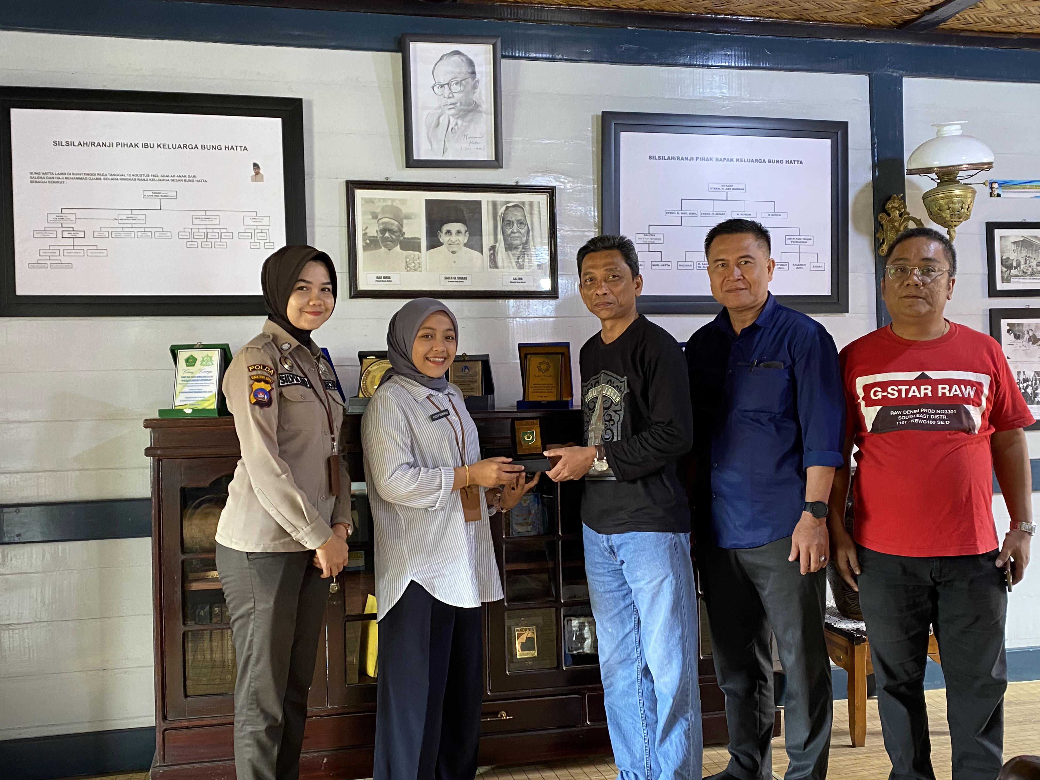 Dosen UISU Medan
