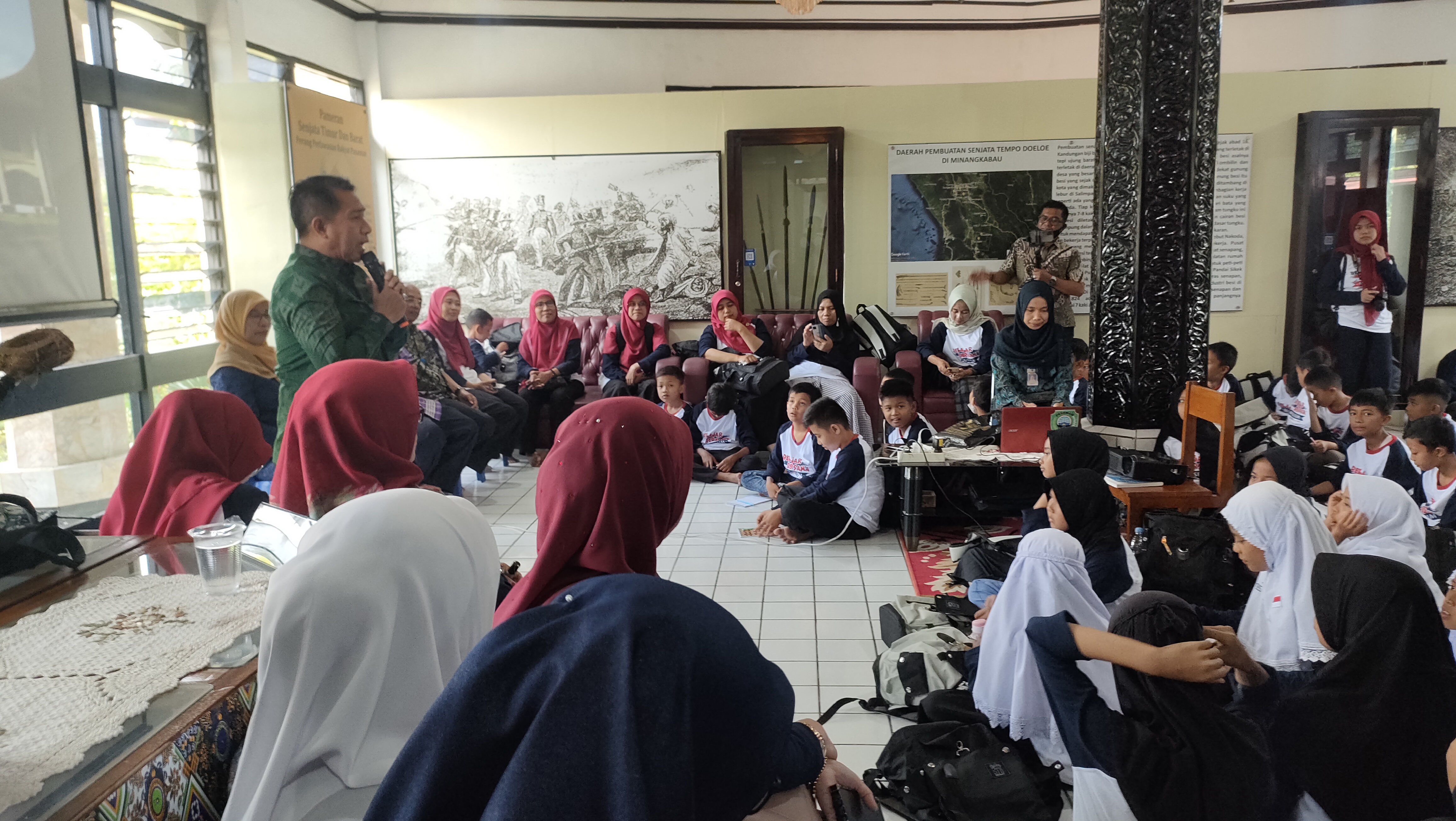 BBM (Loc: Museum Tuanku Imam Bonjol)